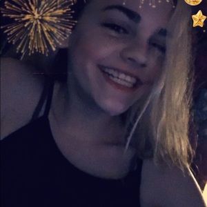 Meet your Posher, Hope